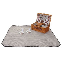 Picnickurv til 4 personer - picnicst med picnictppe og klerum