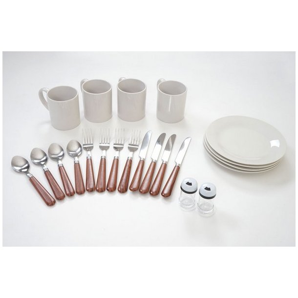 Picnickurv til 4 personer - picnicst med picnictppe og klerum