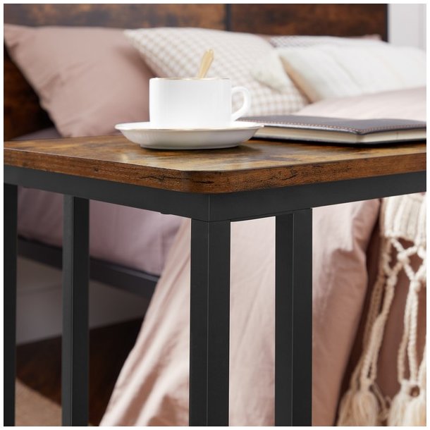 Sidebord i industrielt design til sofa eller seng - rustik brun