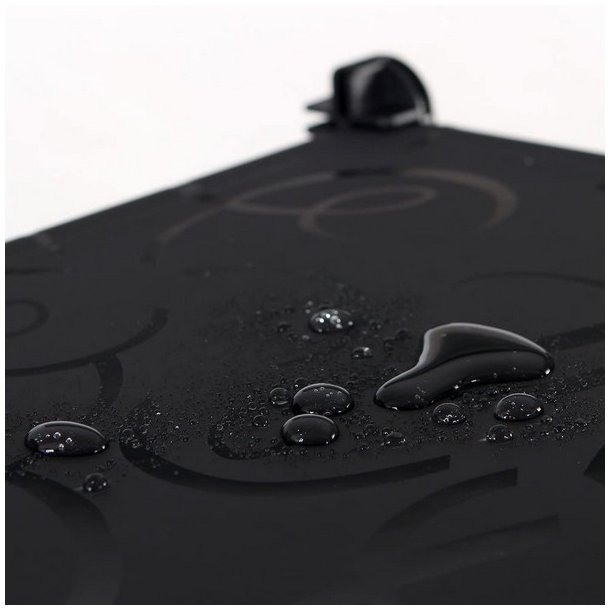 Reolsystem - kubisk garderobe i plastik med 2 b�jler og 12 rum