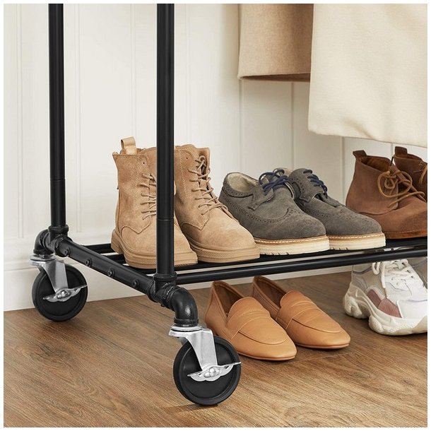 T�jstativ i vandr�r look med hjul, hylde og dobbelt t�jstang