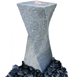 Vandkunst/havefontne "Twister - lysegr" - udendrs springvand.