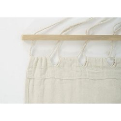 Hngekje med creme stof og stativ - hngekjestativ i brun tr