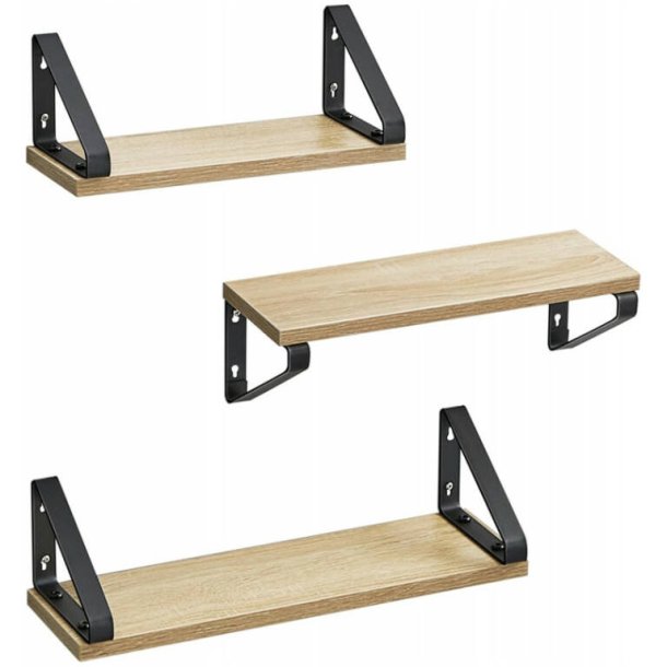 Hylder i tr - 3 vghngte svvende trhylder - brune vghylder