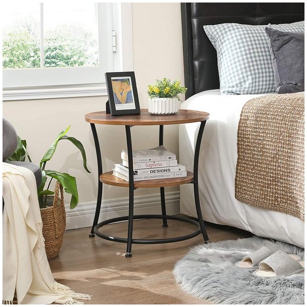 Sidebord i industrielt design - rundt med hylde - rustik brun