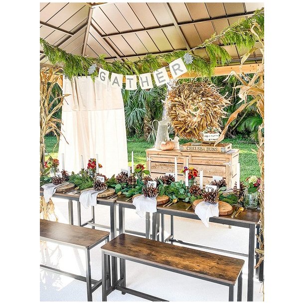 Spisebordss�t med spisebord og b�nke i industrielt design