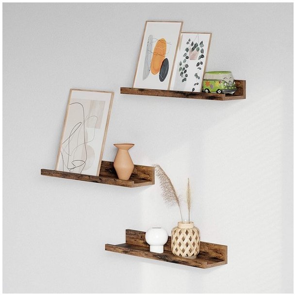 Hylder i tr� - 3 v�gh�ngte sv�vende tr�hylder - brune v�ghylder