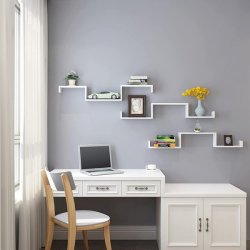 Hylder i tr� - 3 v�gh�ngte sv�vende tr�hylder - hvide v�ghylder