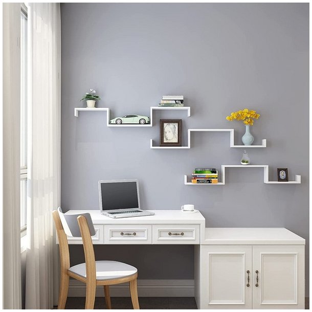 Hylder i tr� - 3 v�gh�ngte sv�vende tr�hylder - hvide v�ghylder